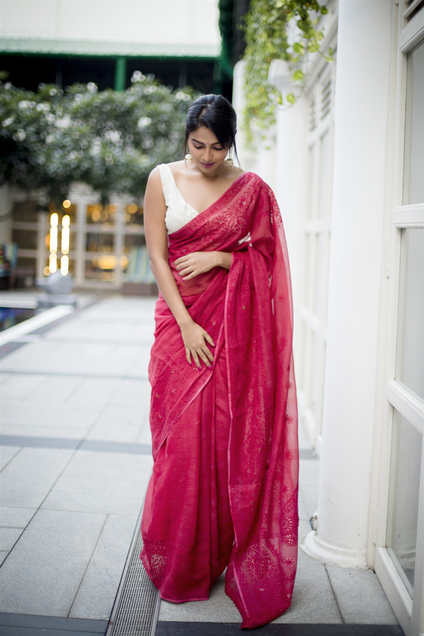 Amala Paul's Diwali look in pink saree