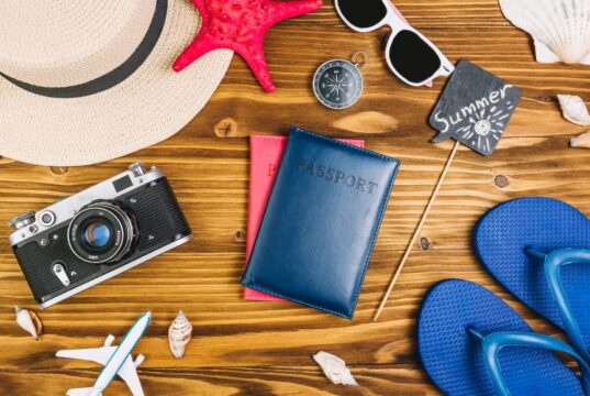Stylish Men’s Flip-Flop Picks for Your Next Vacation travel-flipflop