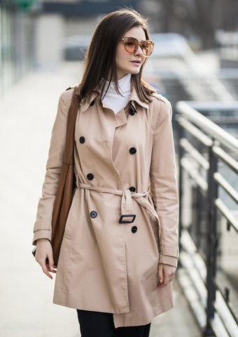 woman-in-trench-coat